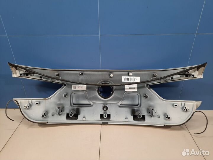 Накладка двери багажника BMW X2 F39 2017