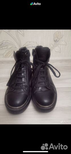Ботинки демисезонные женские 37