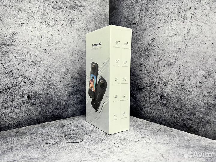 Экшн-камера Insta360 One X3, черный