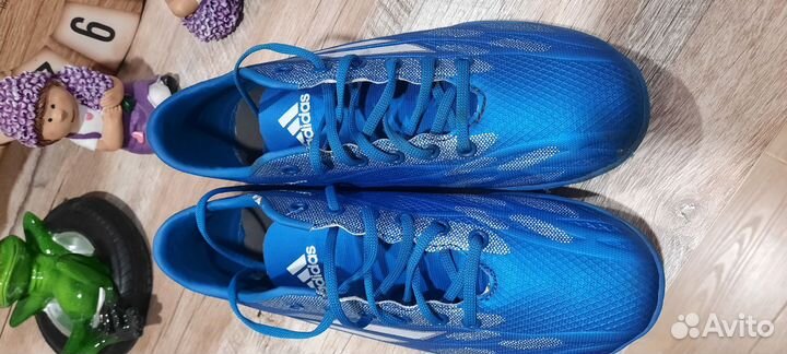 Кроссовки Adidas р.39