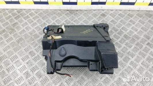 Бардачок (вещевой ящик) cadillac CTS 2 (2BA06IV01)