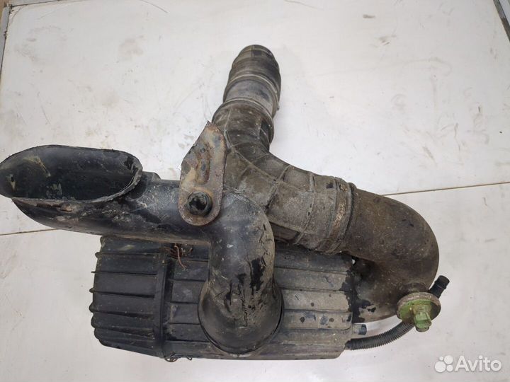 Корпус воздушного фильтра Iveco Daily 3, 2003