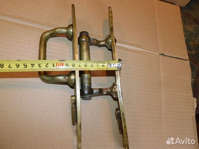 2 Антикварные, латунные,дверные ручки с борской ус