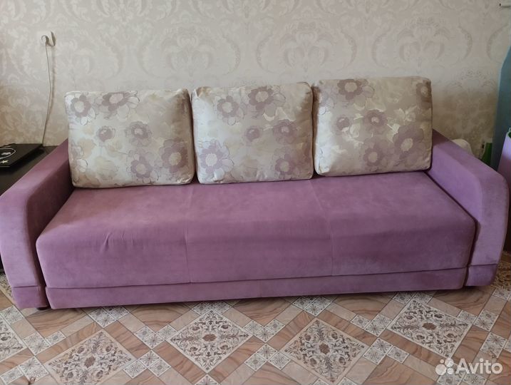 Диван раскладной бу, есть место для хранения