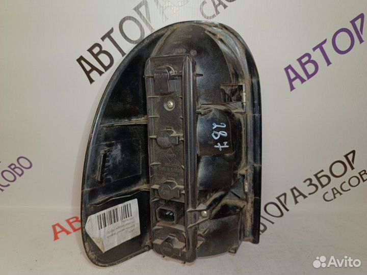 Фонарь задний задний правый Chrysler Voyager