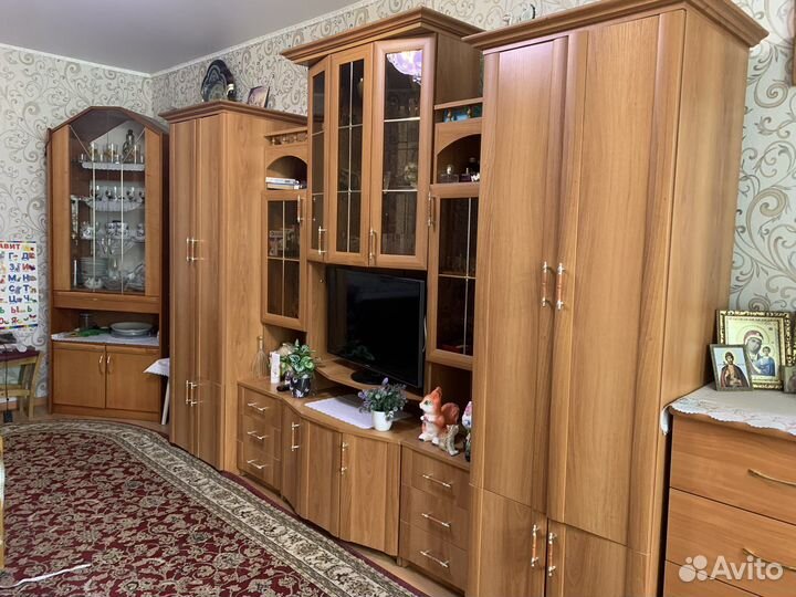 Стенка в гостиную