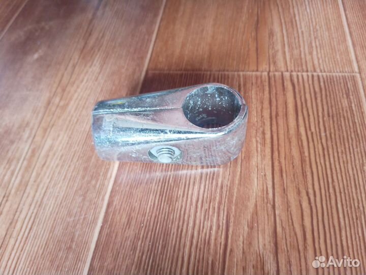 Вешалка для одежды