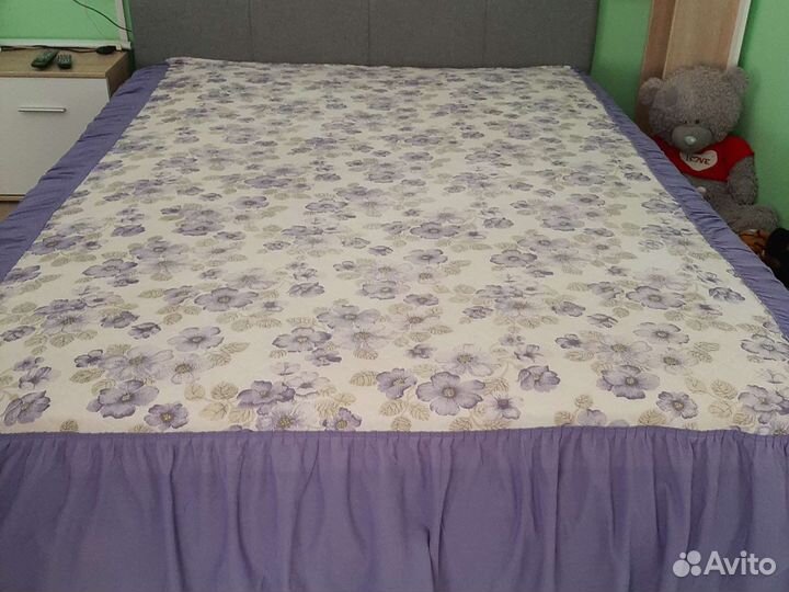 Покрывало на 2 х спальную кровать бу