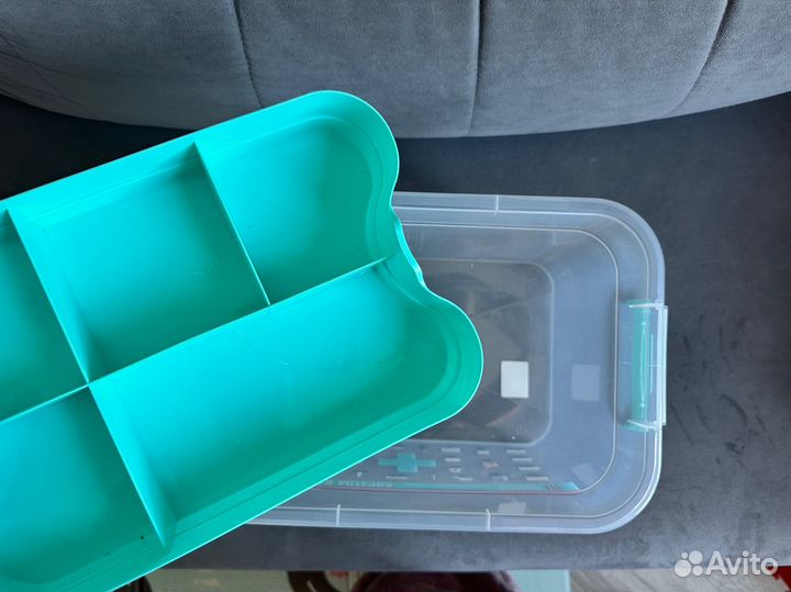 Пластикова домашняя аптечка