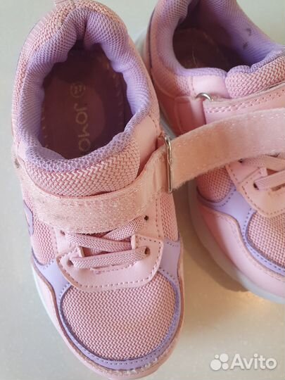 Кроссовки детские 27 р