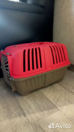 Переноска для кошек и собак
