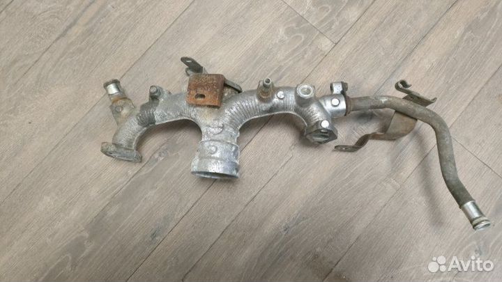 Фланец системы охлаждения Infiniti Ex35 1