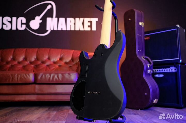 Электрогитара Cort + аксессуары