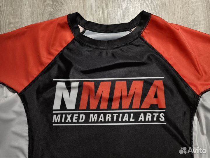 Футболка nmma L