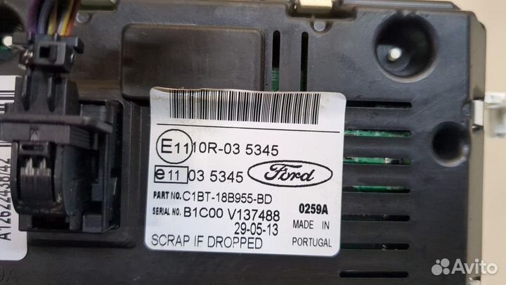 Дисплей компьютера Ford Fiesta