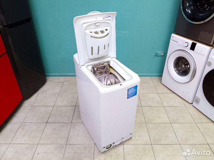 Машина с вертикальной загрузкой бу Indesit