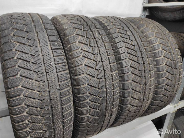 Gislaved Soft Frost 200 SUV 225/65 R17 102T