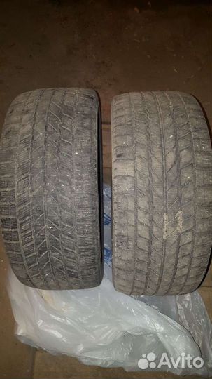 Toyo Celsius 235/45 R17