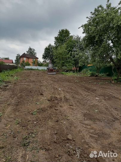 Услуги трактора экскаватора