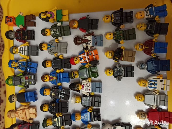 Фигурки человечков Лего Lego