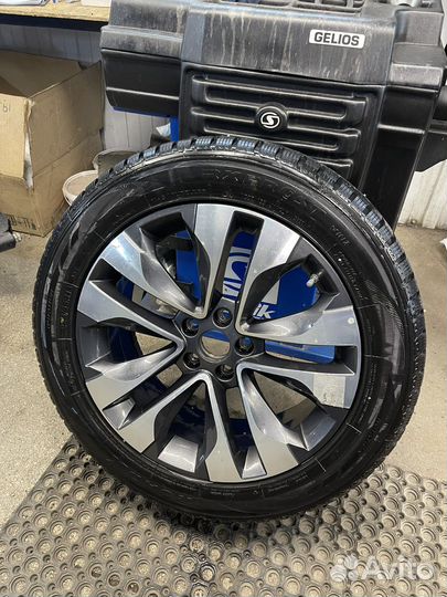 RoadX RX Frost WC01 225/55 R18 98