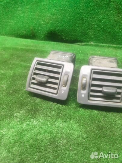 Воздуховод салона Volvo S40 II 1.6 2006