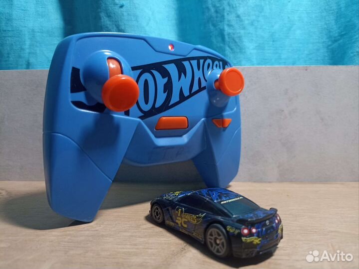 Hot wheels Nissan GT-R r35 skyline