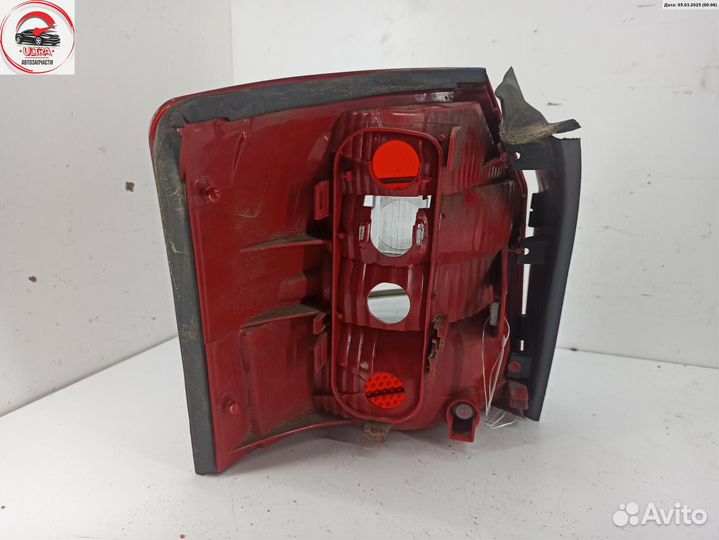 Фонарь задний правый б/у Audi A4 B6 (2001-2004) 08441197