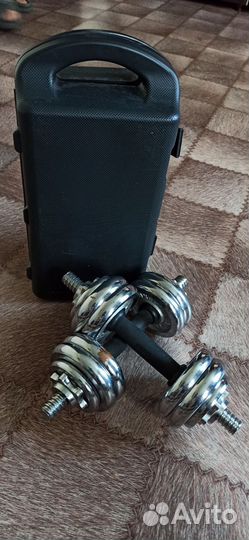 Продам гантели