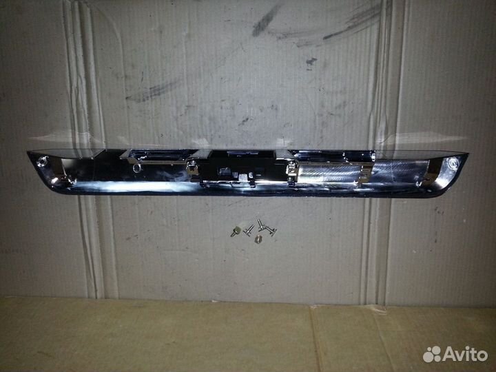 Накладка двери багажника Nissan X-Trail T31