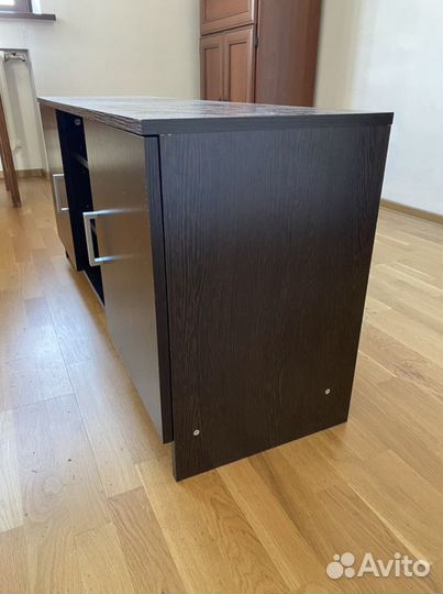Тумба под телевизор