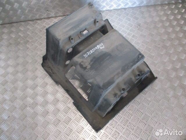 Корпус подножки правый renault 7482574837