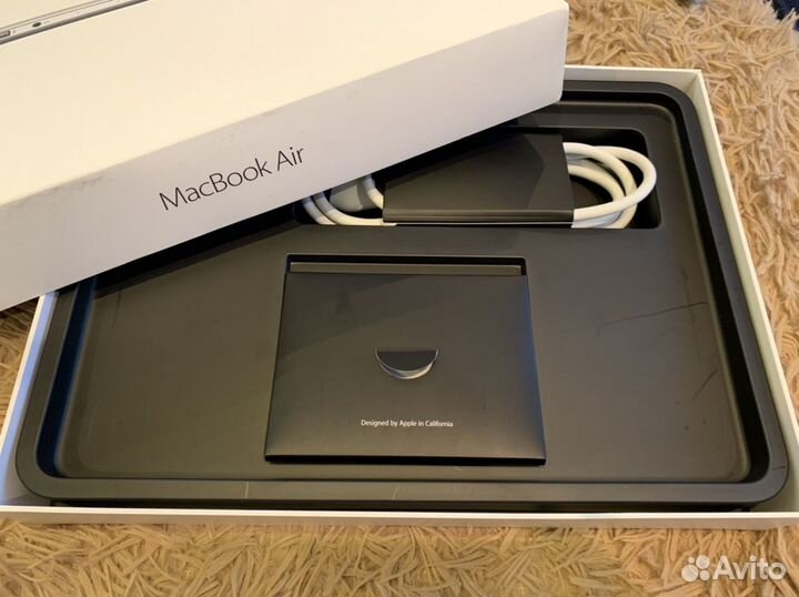 Коробка от Apple MacBook Air