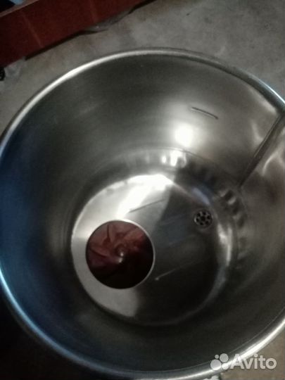 Стиральная машинка активаторного типа