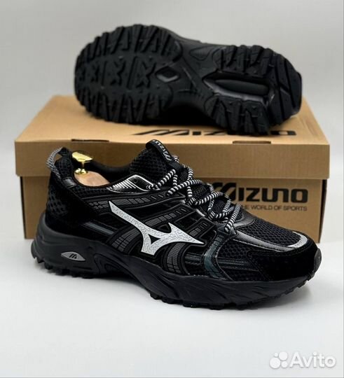 Кроссовки мужские черные Mizuno Fiyi TL