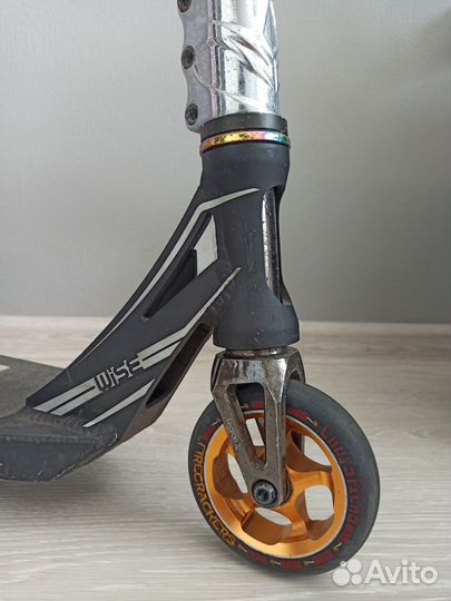 Трюковой самокат кастом