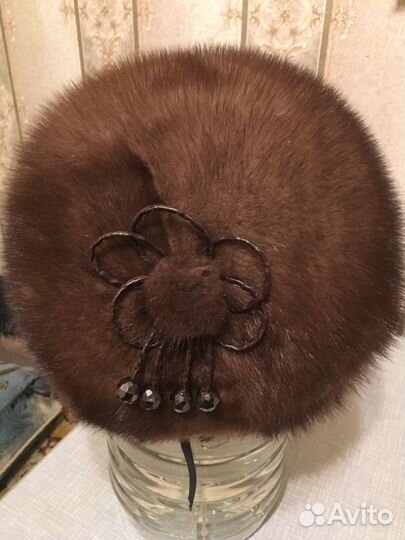 Женская норковая шапка