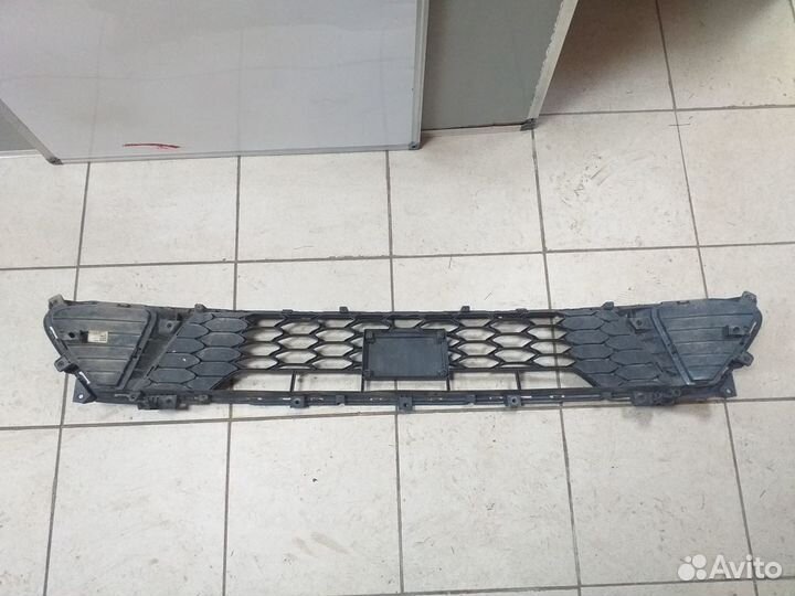 Решетка переднего бампера Kia Ceed 3