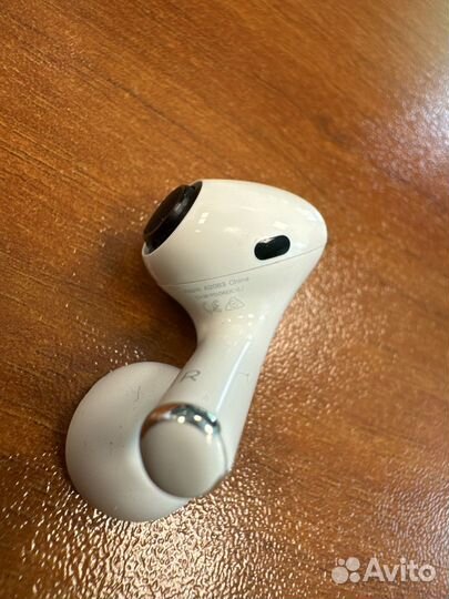 Правый наушник airpods pro А2083