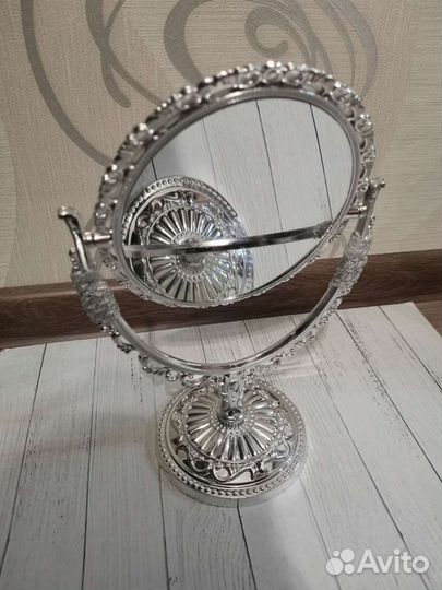 Зеркало двустороннее с увеличением