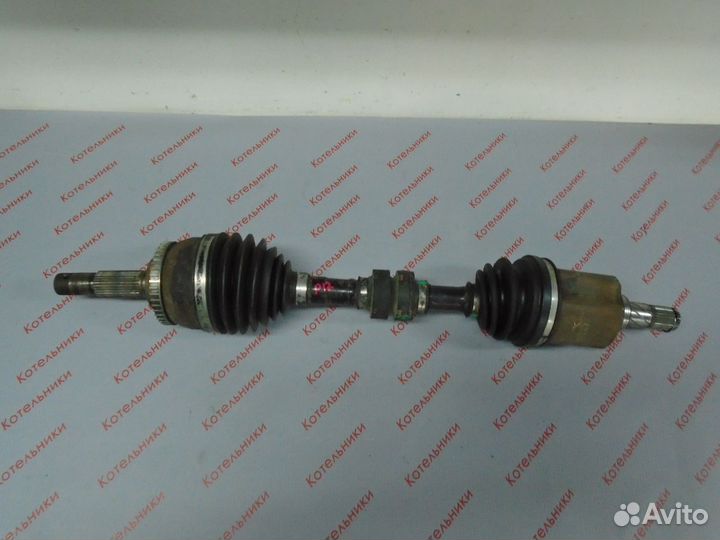 Nissan 39101-AV315 Вал приводной, левый