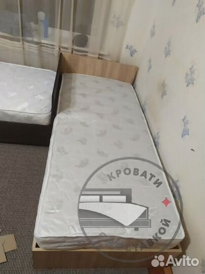 Кровать