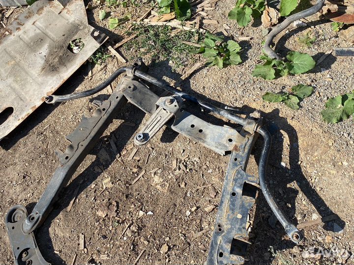 Передний стабизатор nissan almera g15