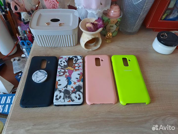 Чехлы на Samsung A6+