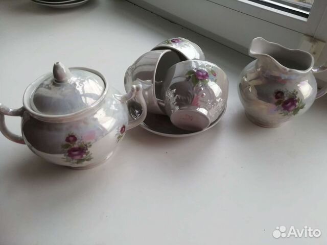 Молочник, сахарница, Чашки