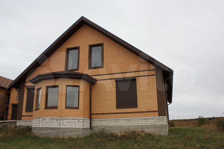 Дом 174 м² на участке 15 сот.