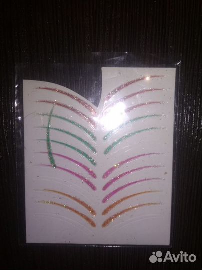 Наклейки для бровей