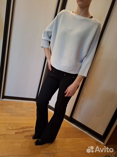 Свитер женский голубой летучая мышь