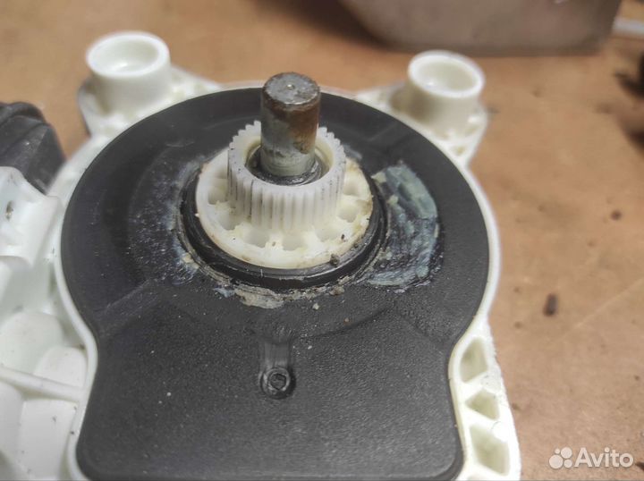 Mercedes w203 моторчик стеклоподъёмника