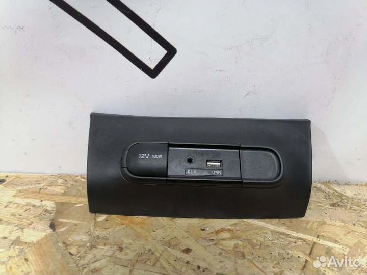 Накладка центральной консоли Kia Soul 2 Рестайл